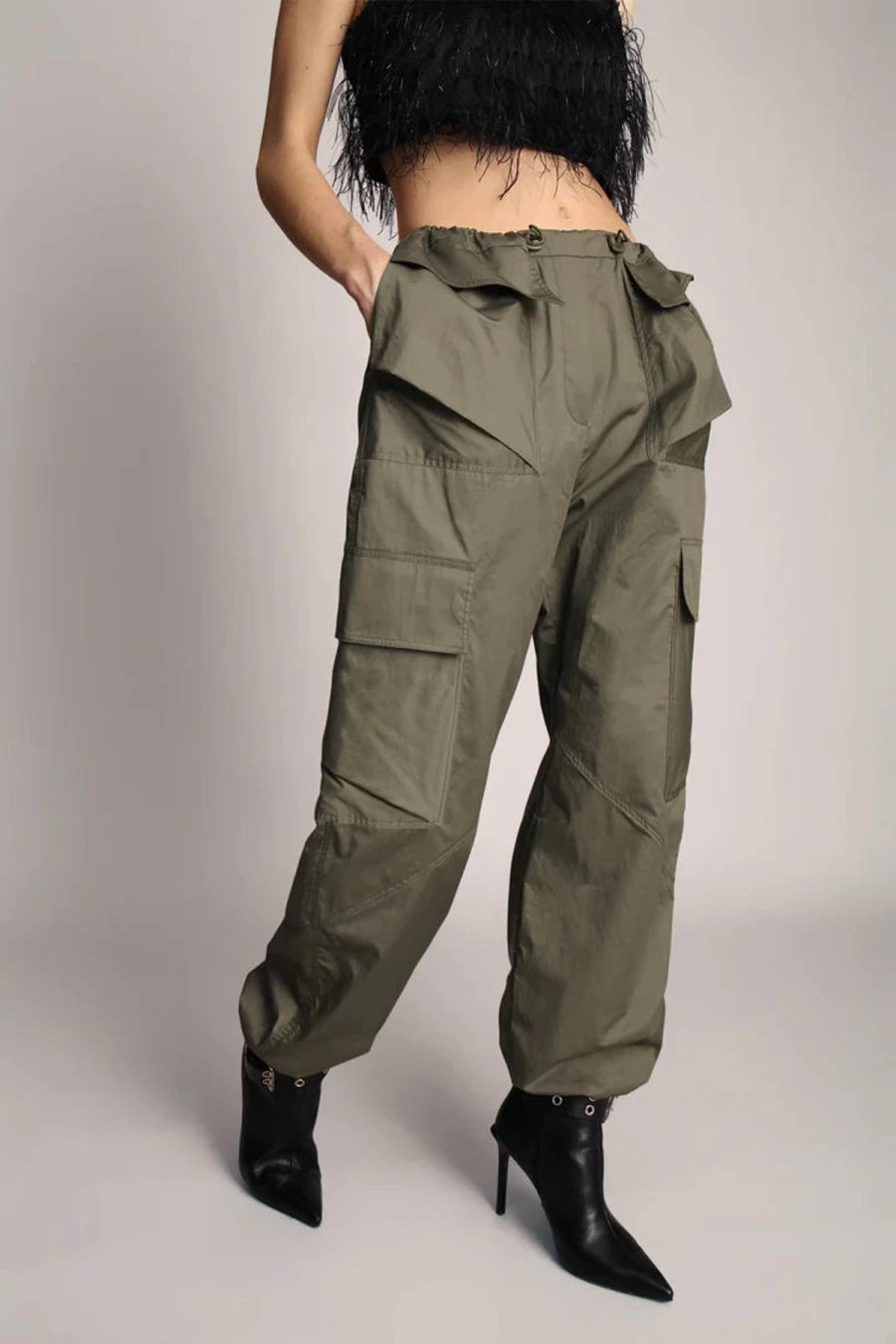 Munthe Women's Larch Trousers - Stylish & Comfortable Casual Pants