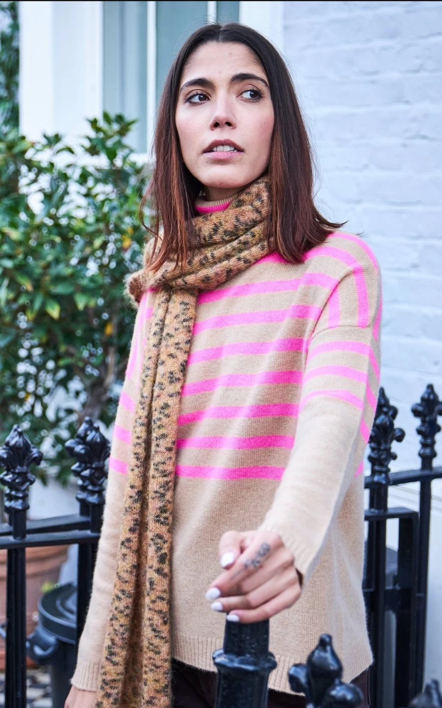 "Jeff Brand Tokyo-Inspired Luxury Scarf – Stylish & Soft Winter Accessory"