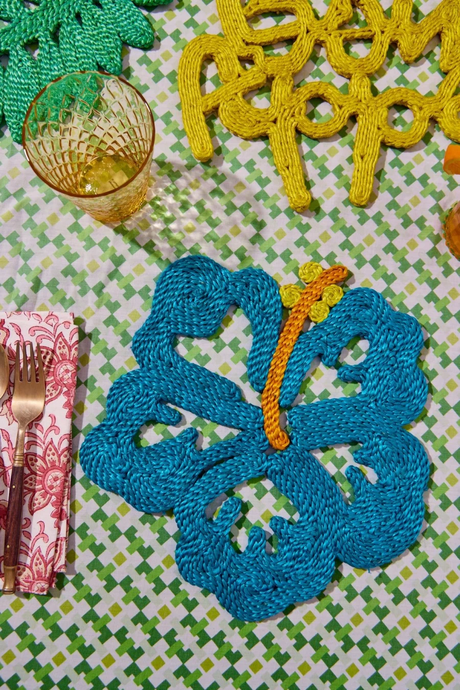 The Jacksons Blue Hibiscus Placemat - Handmade Decorative Table Mat for Dining & Kitchen