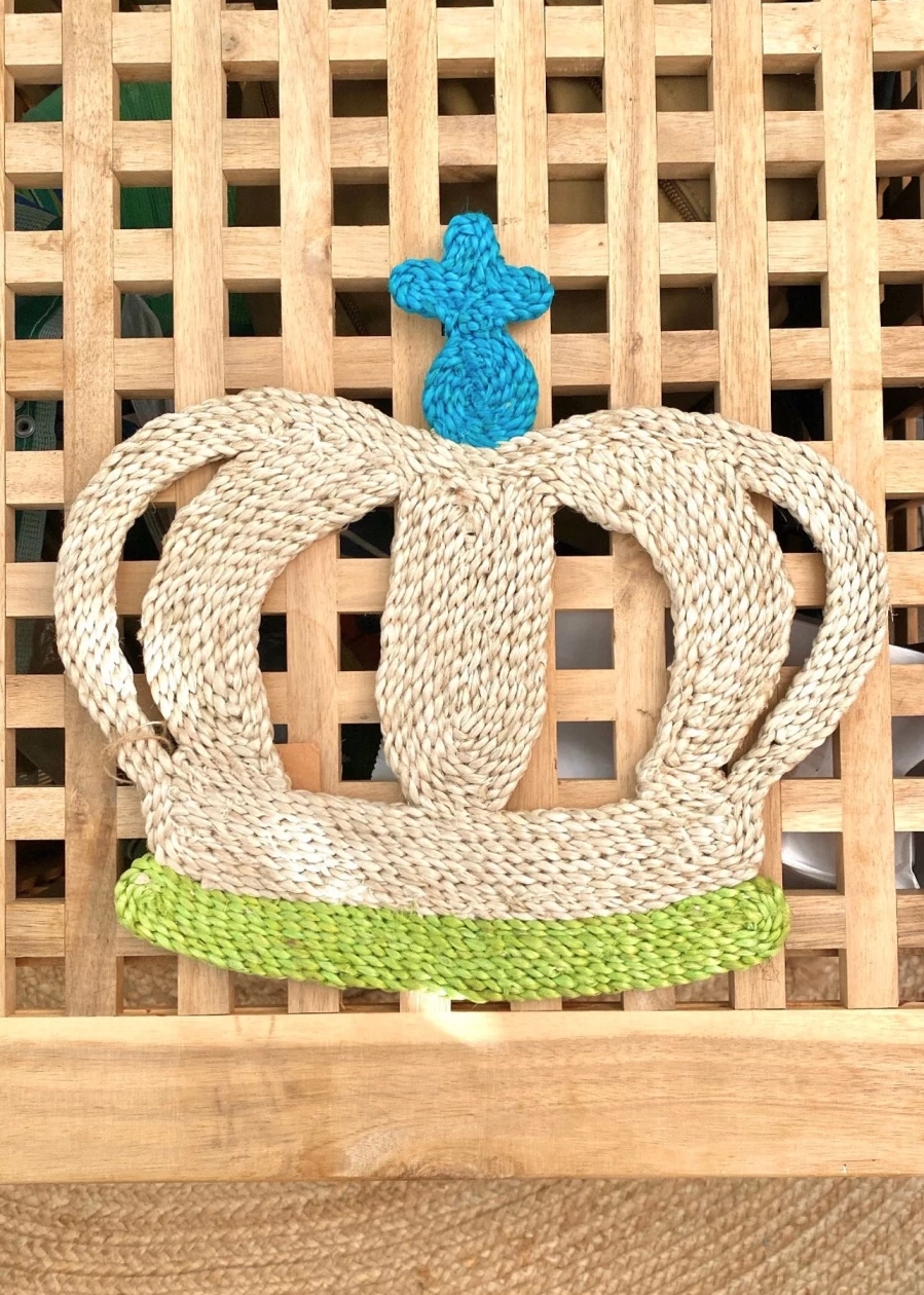 The Jacksons Green Crown Placemat - Elegant & Durable Table Setting Accessory