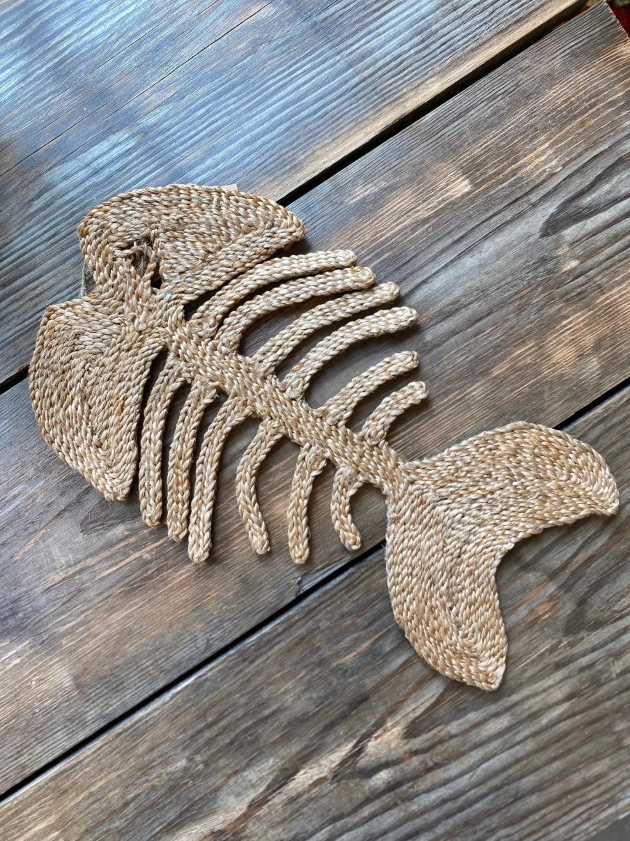 The Jacksons Dark Natural Fish-Themed Placemat for Dining Table Decor
